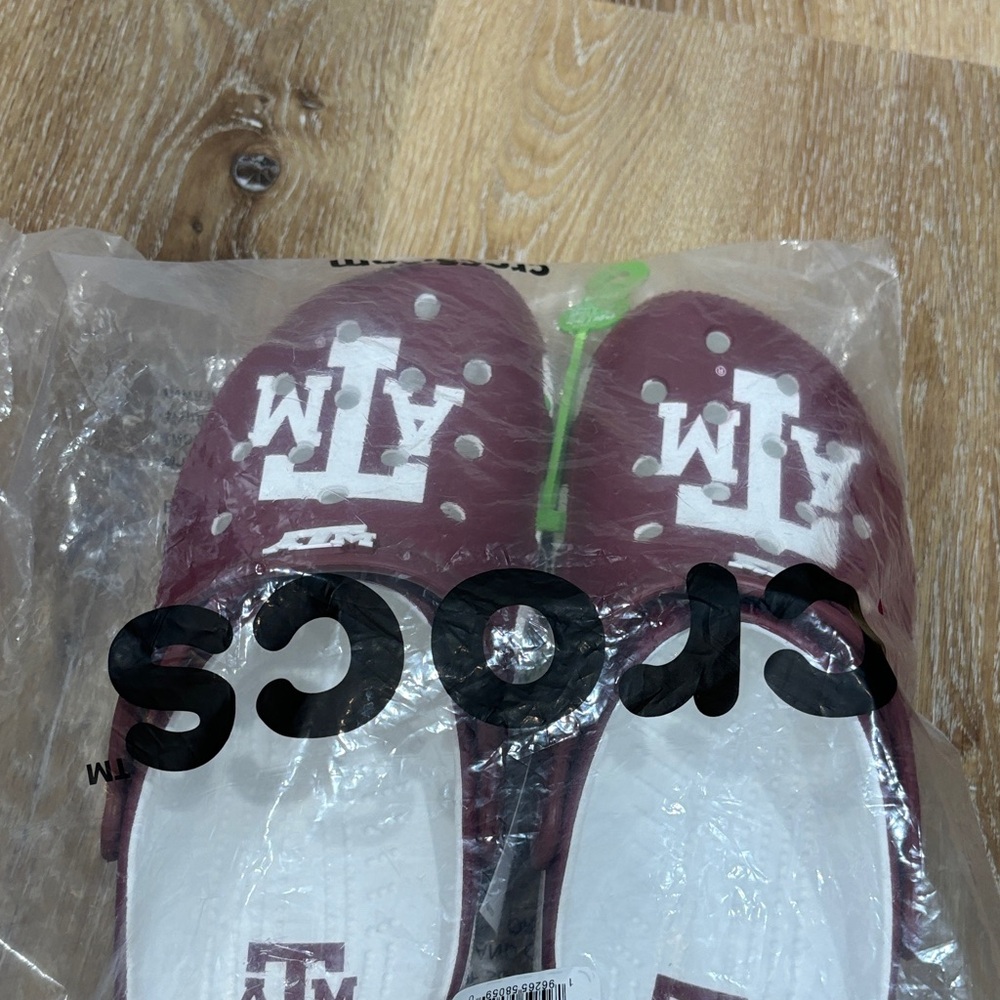 CROCS Men’s Maroon and White Texas A&M Logo Clog - Picture 9 of 9